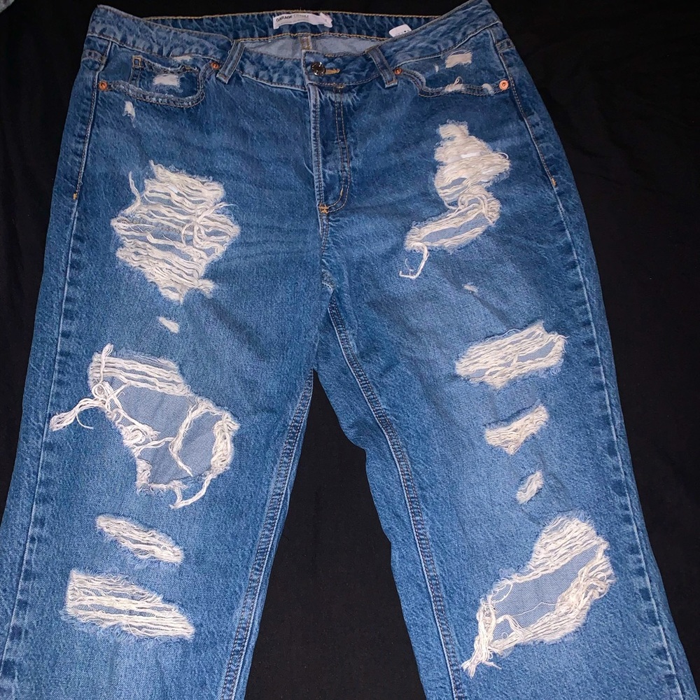 Garage Denim ripped Jean - size 11